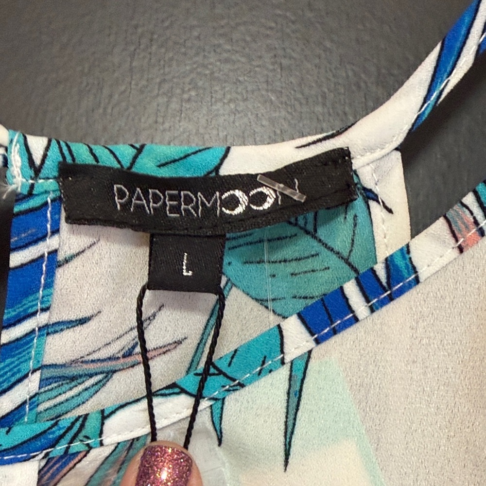 Papermoon Teal and White Leaf Pattern Blouse NWT - image 2